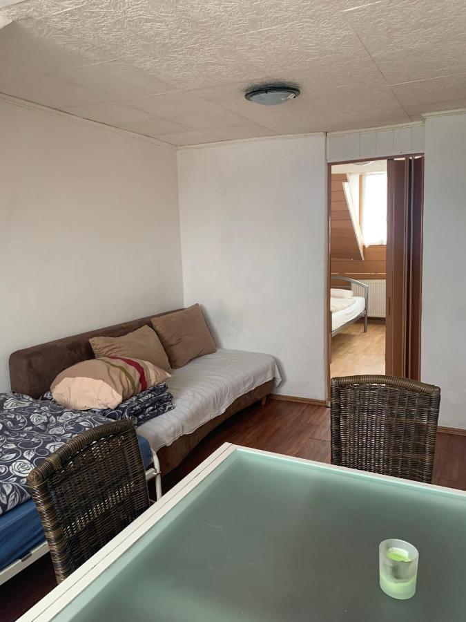 Dachgeschoss Hof Apartment Krefeld Exterior foto