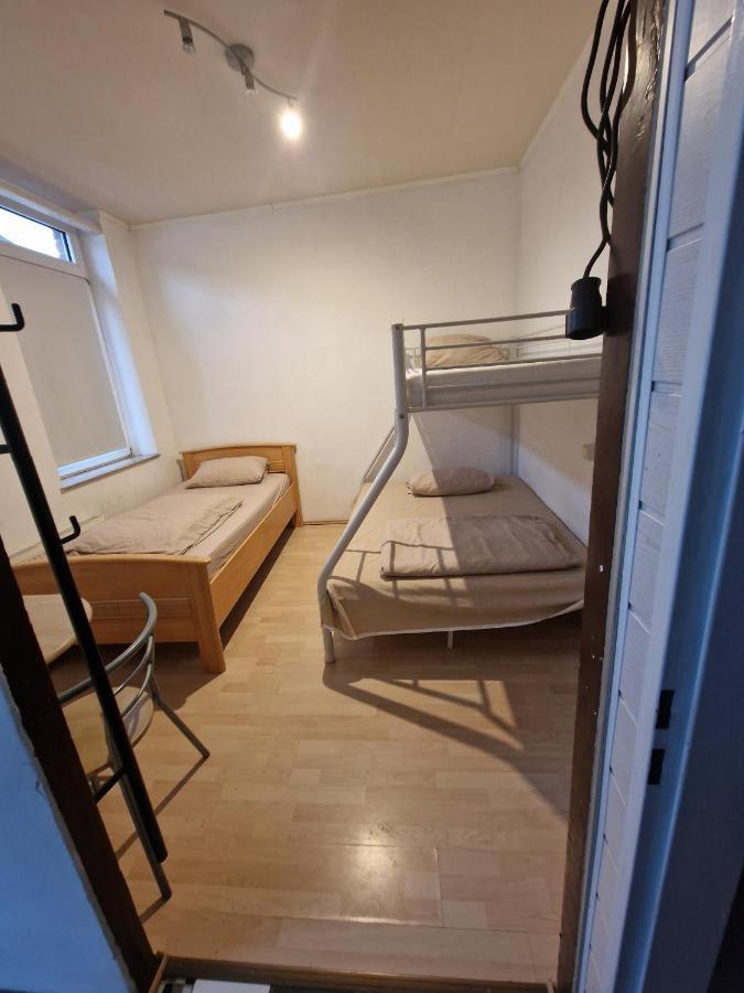 Dachgeschoss Hof Apartment Krefeld Exterior foto